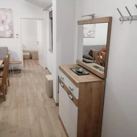 Apartmani Bernarda Poreč Exterior foto