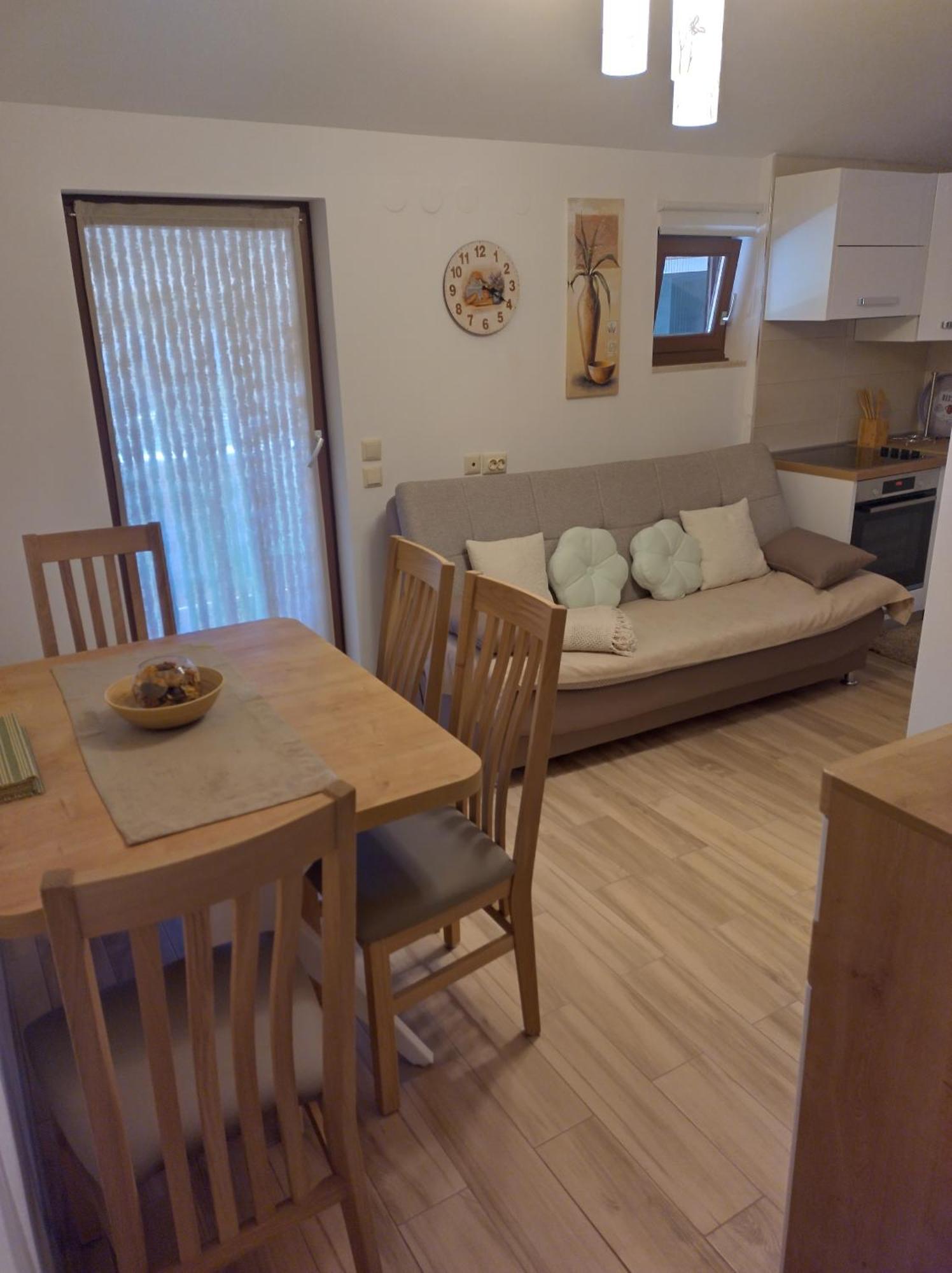 Apartment Bernarda *